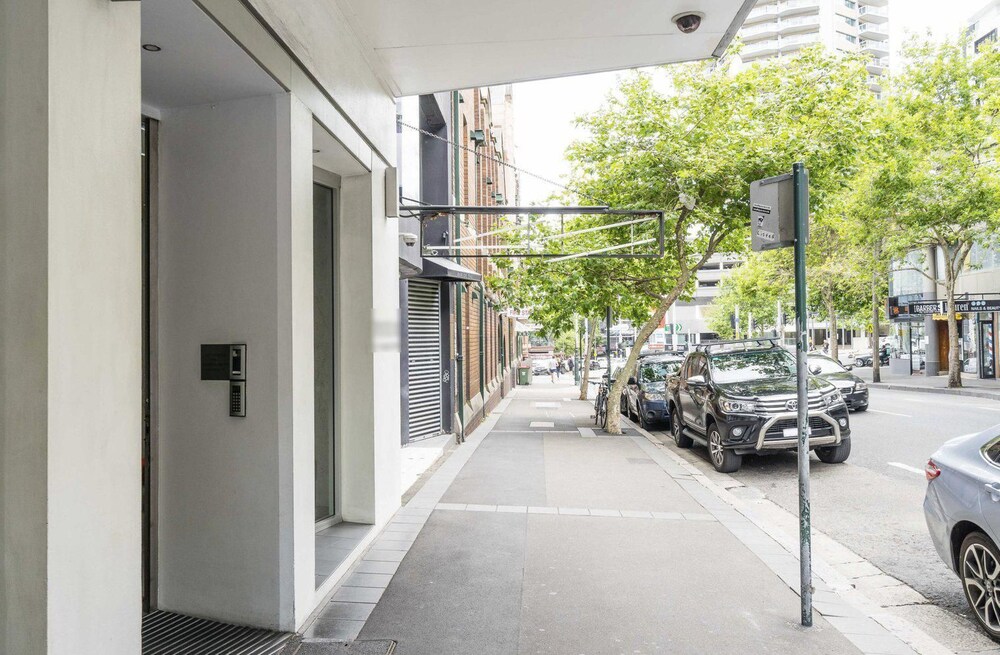 TT802 Modern One Bedroom City
