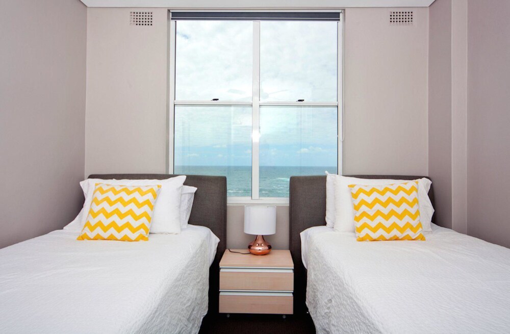 WT21 Gorgeous Coogee Views 2 beds