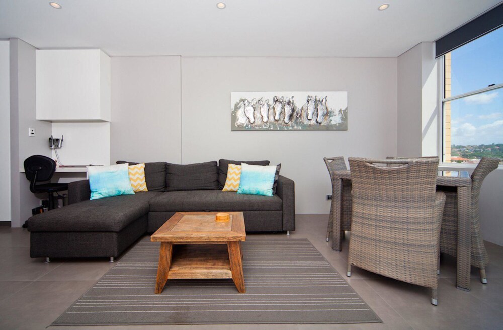 WT21 Gorgeous Coogee Views 2 beds