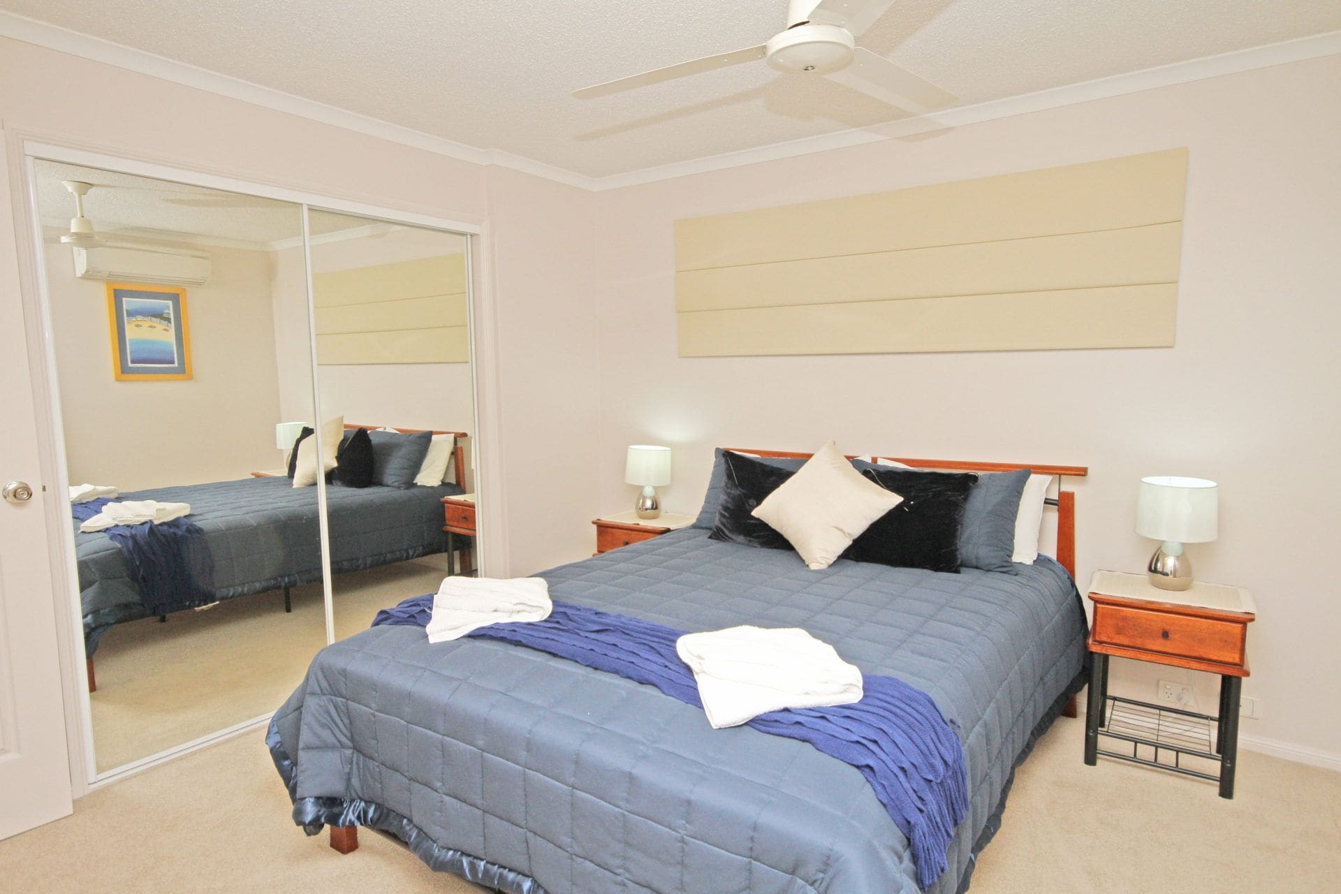 Stylish Beachfront Holiday Apartment