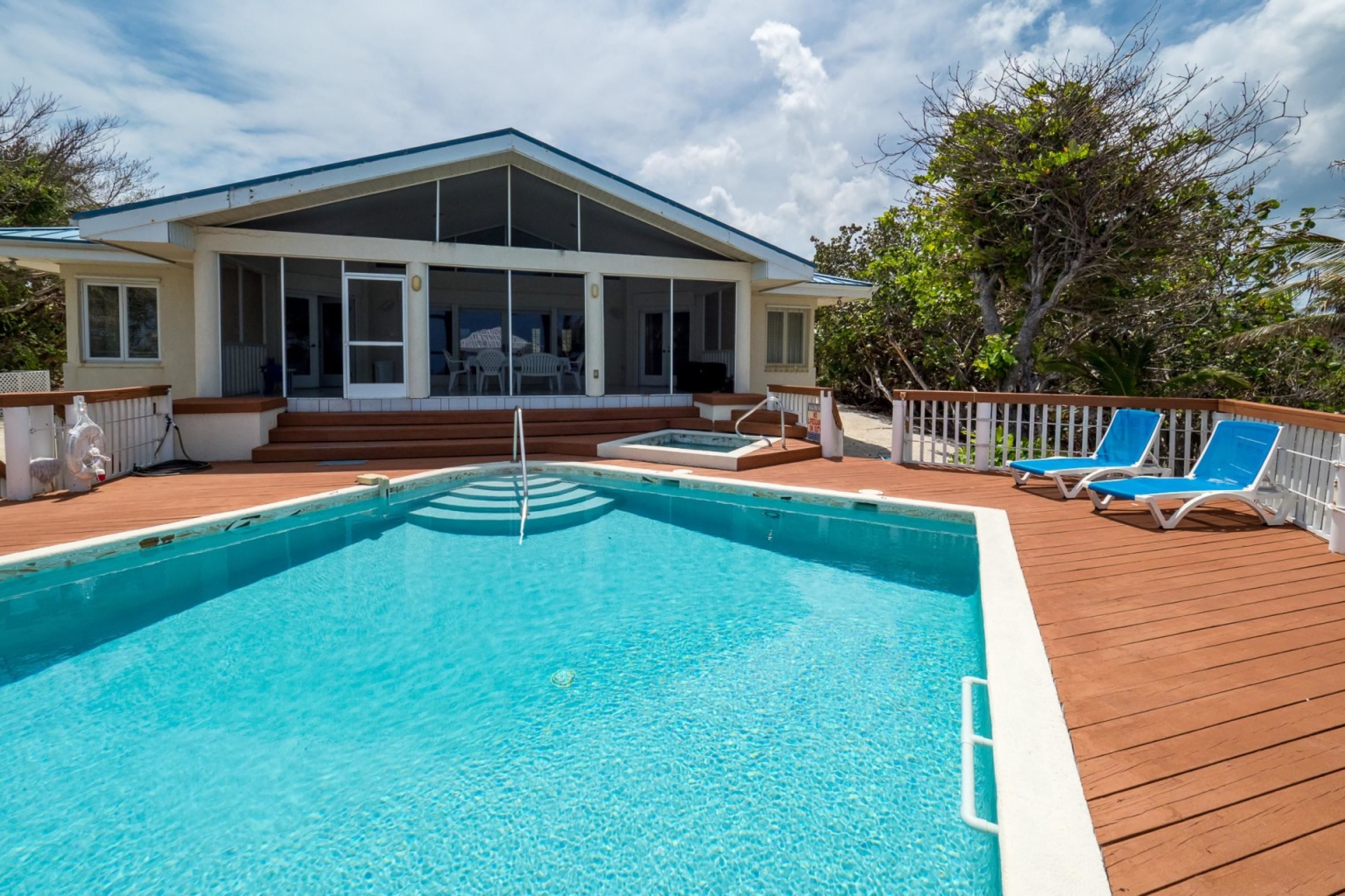 Shellen by Cayman Villas in East End, Cayman Islands