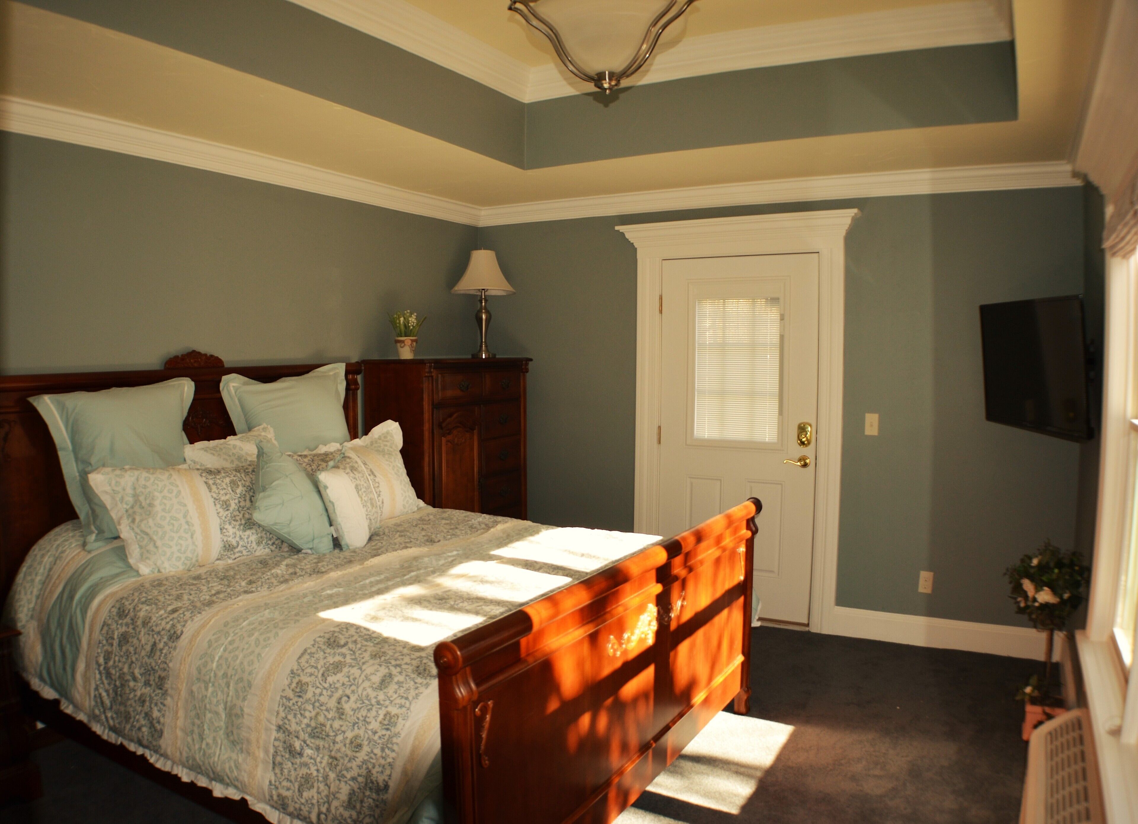 The Heart Of Manitou Springs Award-winning Luxurious Romantic 2nd Floor East In Manitou Springs Co Expedia