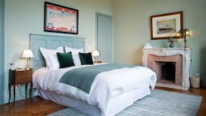 Individually decorated, individually furnished, soundproofing