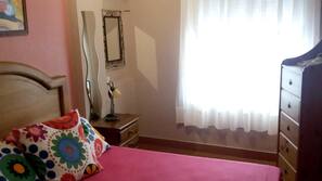 2 bedrooms, free WiFi