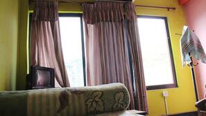 In-room safe, free WiFi