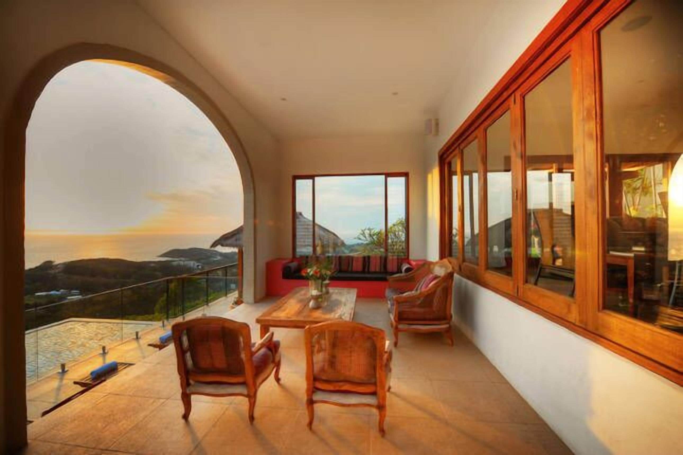 Villa Vivante Private With Amazing Ocean Views