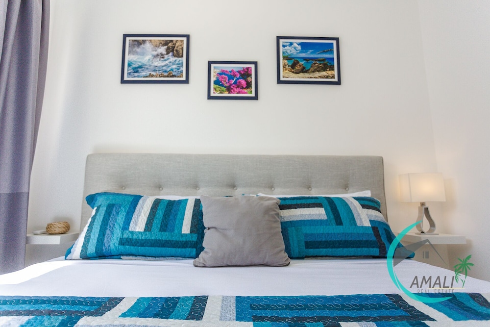 1 Br Deluxe C Village 2a Pool Close To The Beach 2018 Room Featured Image Guestroom