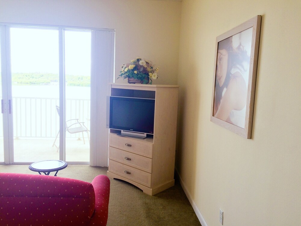Amazing waterfront condominium at Boca Ciega Resort St. Petersburg