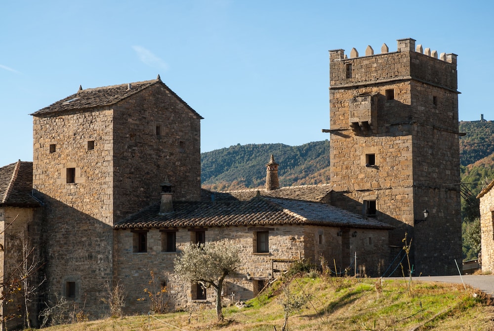 Casa Mur de Alujan in Tierrantona, Spain