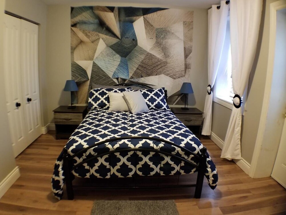 Ottawa 2 Bedroom Apartment In Ottawa Hotel Rates Reviews