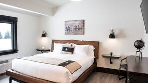Blackout drapes, free WiFi, linens, wheelchair access