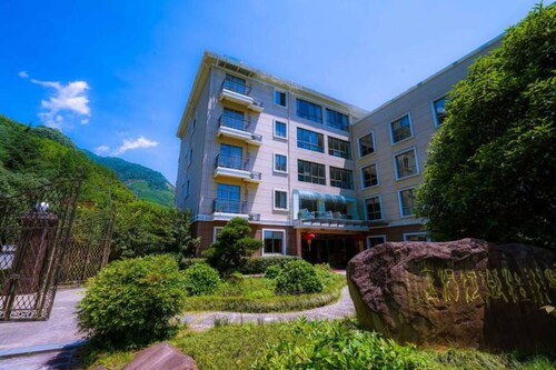 Cool Peak Of Hangzhou Accommodation Au53 Hotels Near Cool - 