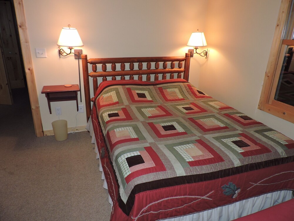 Beautiful, renovated lake home on pristine Eagle Lake, Otter Tail