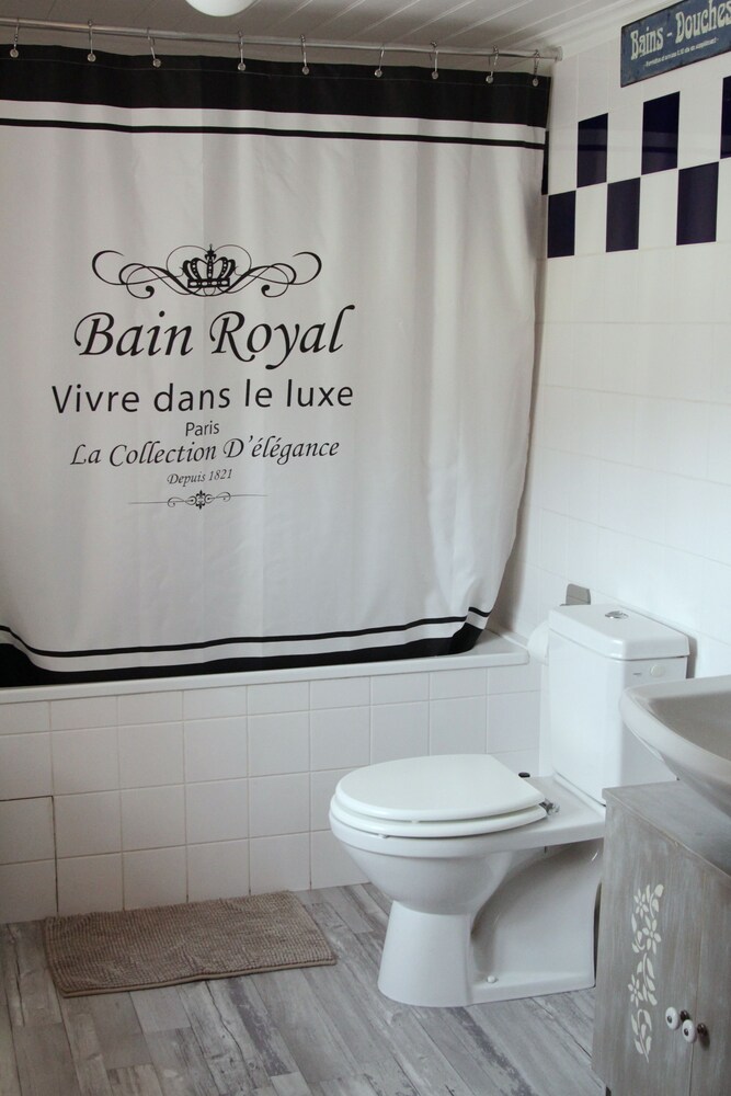 Chez Marraine Sauvat Fra Lastminute Co Nz Featured Image Guestroom Bathroom