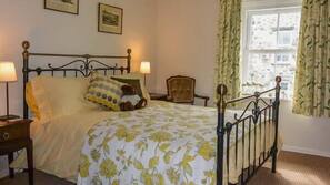 1 bedroom, individually decorated, individually furnished, free WiFi