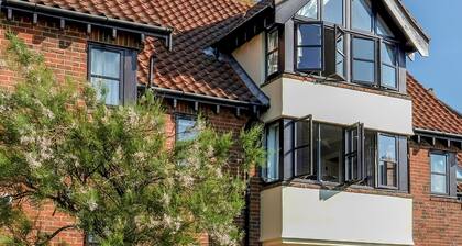4 Victoria Court