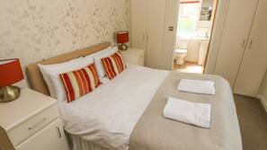 2 bedrooms