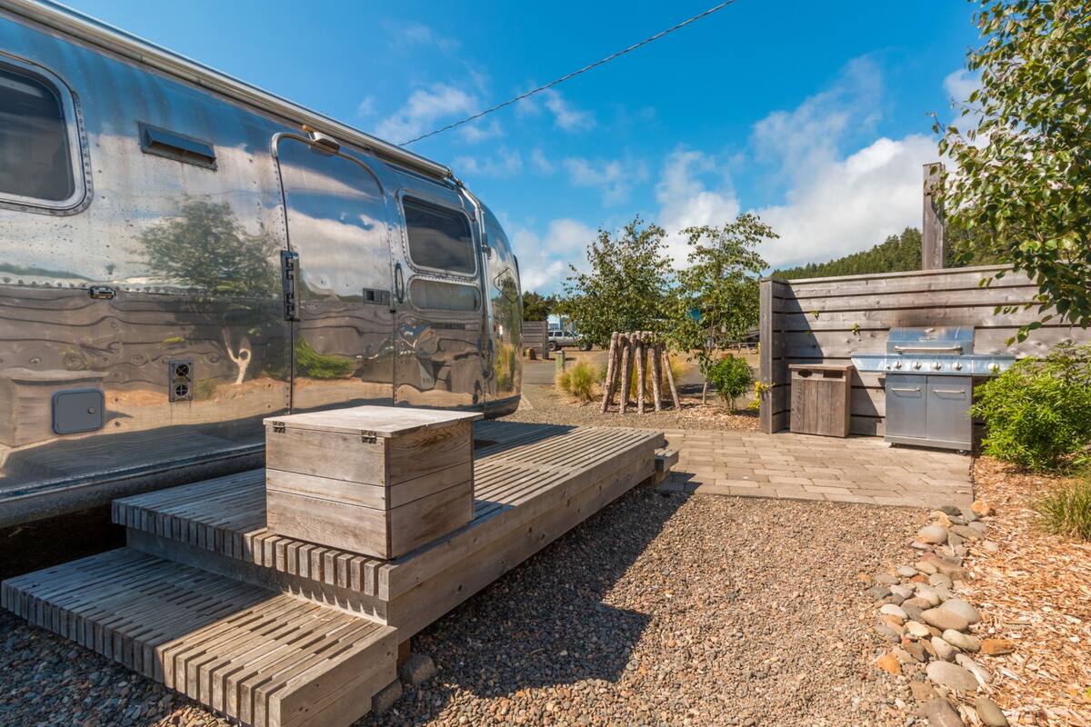 Hart S Camp Airstream Hotel Rv Park In Pacific City Or Expedia