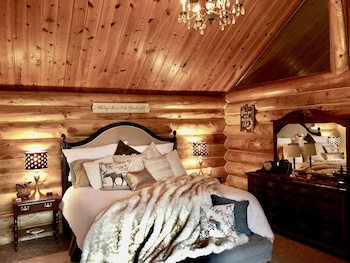 Romantic Log Cabin Getaway And Nature Escape Reviews Photos