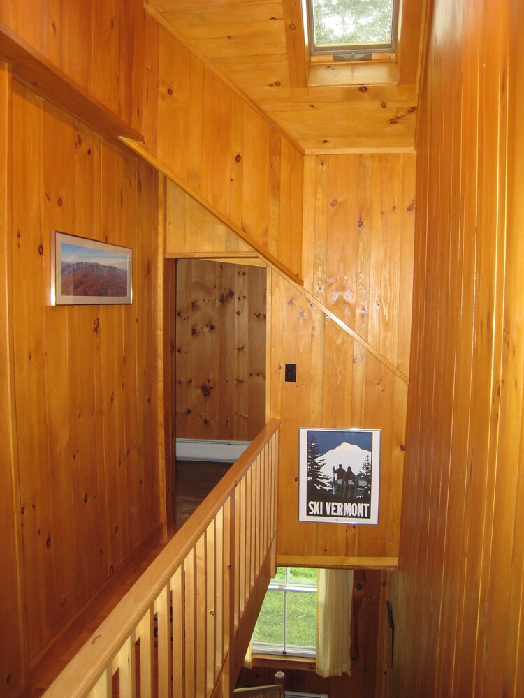 Fabulous AllSeason Lakehouse, 600' Lakefront, Lake Eden Vermont in