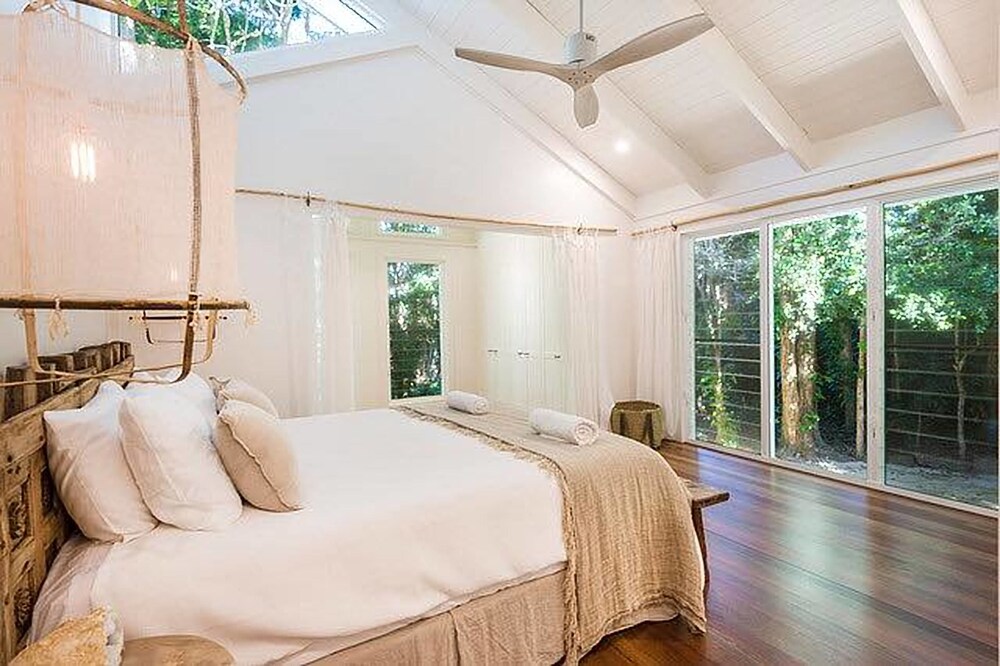 Palm Tree Retreat In Bangalow Hotel Deals Rates Palm Tree Retreat In Bangalow Hotel Deals Rates