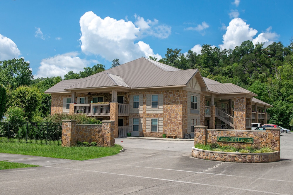 Riverfront condo with shared pool, firepit & decks walk to trails in