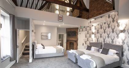 The Glebe Hotel