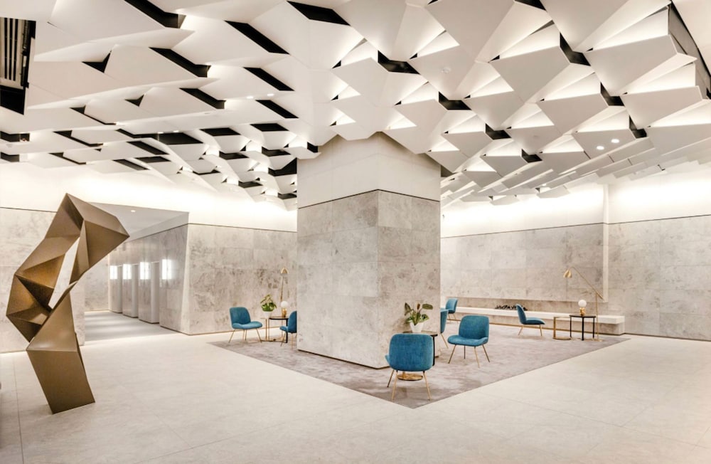 Holistay Premium - Swanston Central
