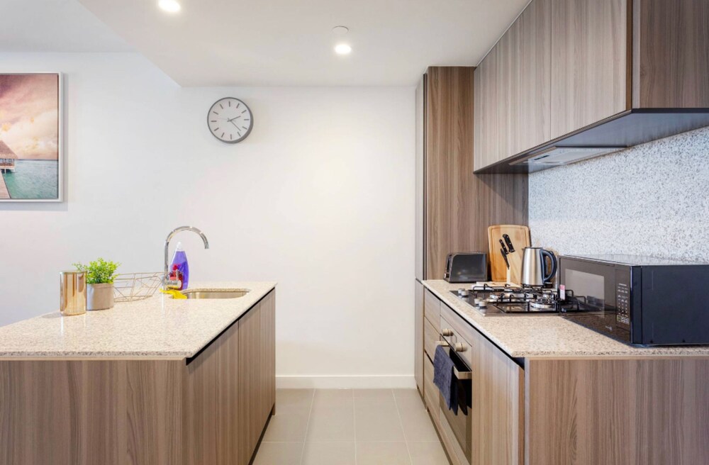 Holistay Premium - Swanston Central