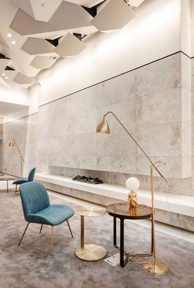 Holistay Premium - Swanston Central