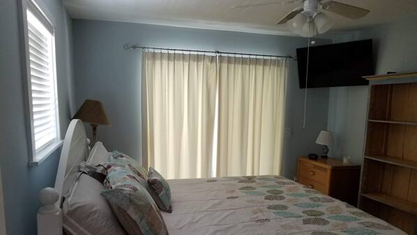3 bedrooms, WiFi, linens