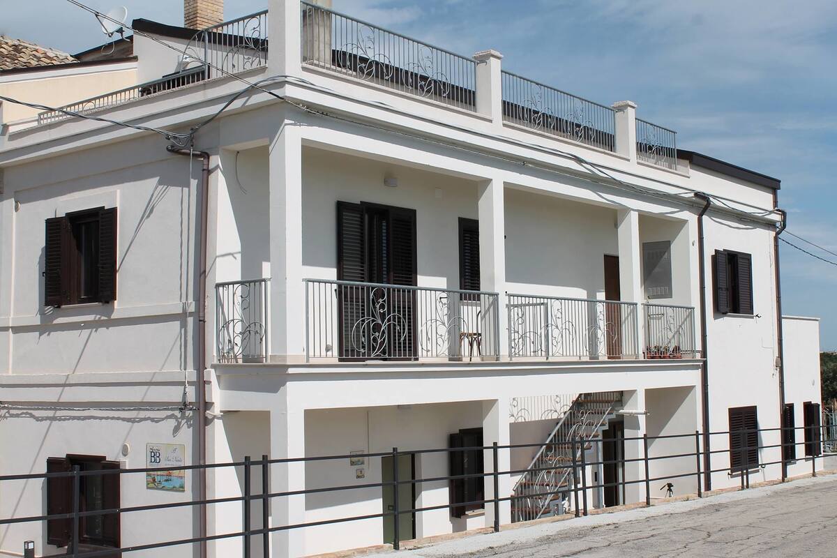 A San Nicola In Vasto Italy Expedia