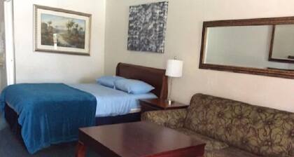Motel 8 Lake City