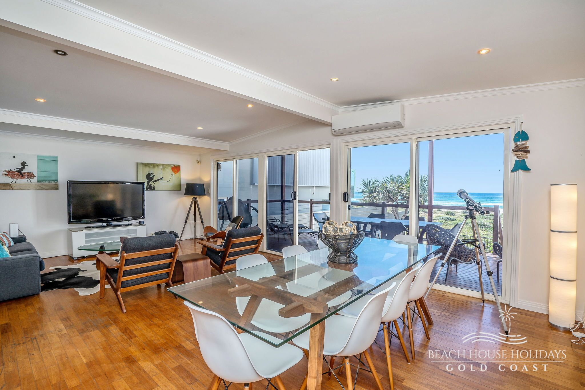 True Beach Front Family Holiday Home