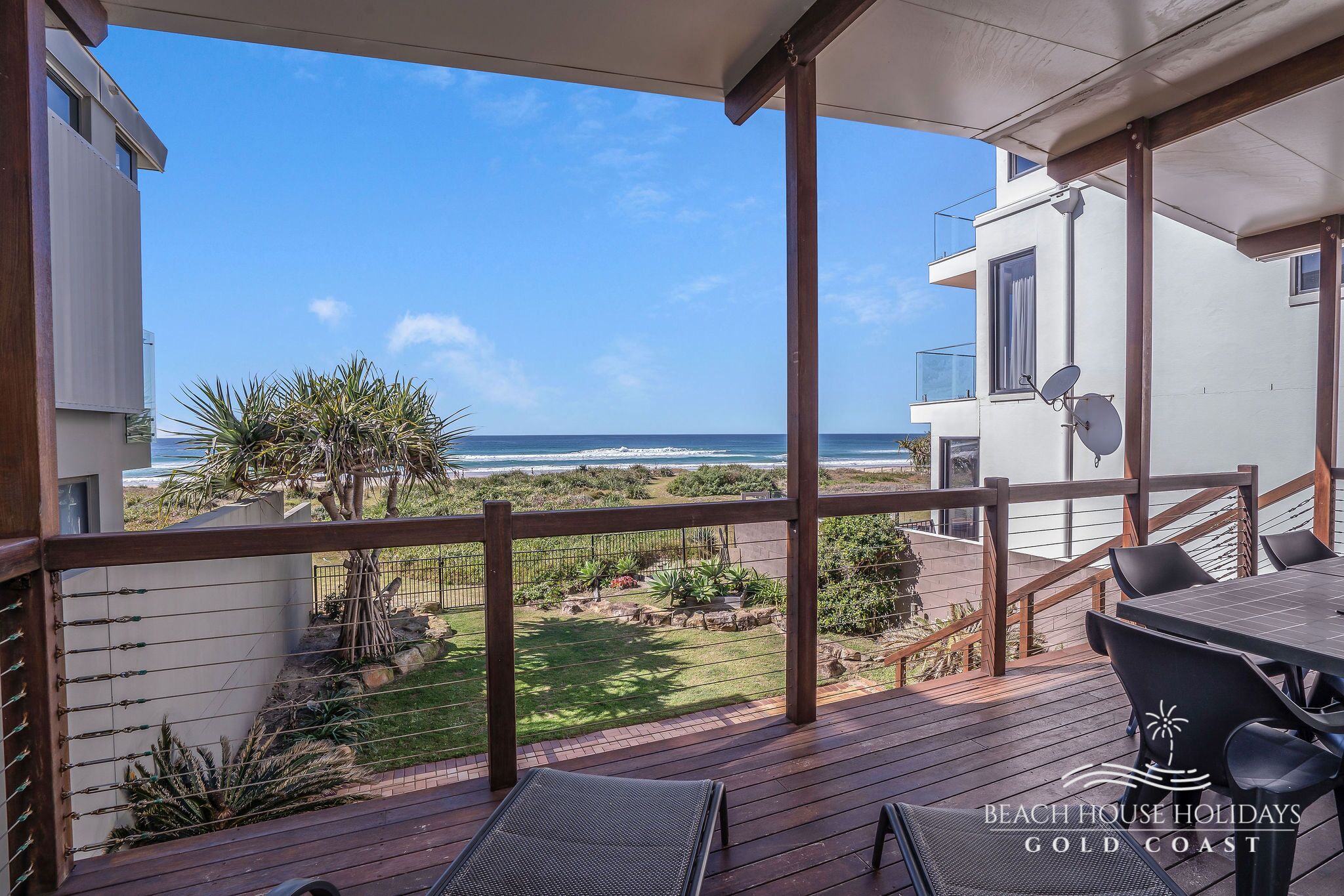 True Beach Front Family Holiday Home