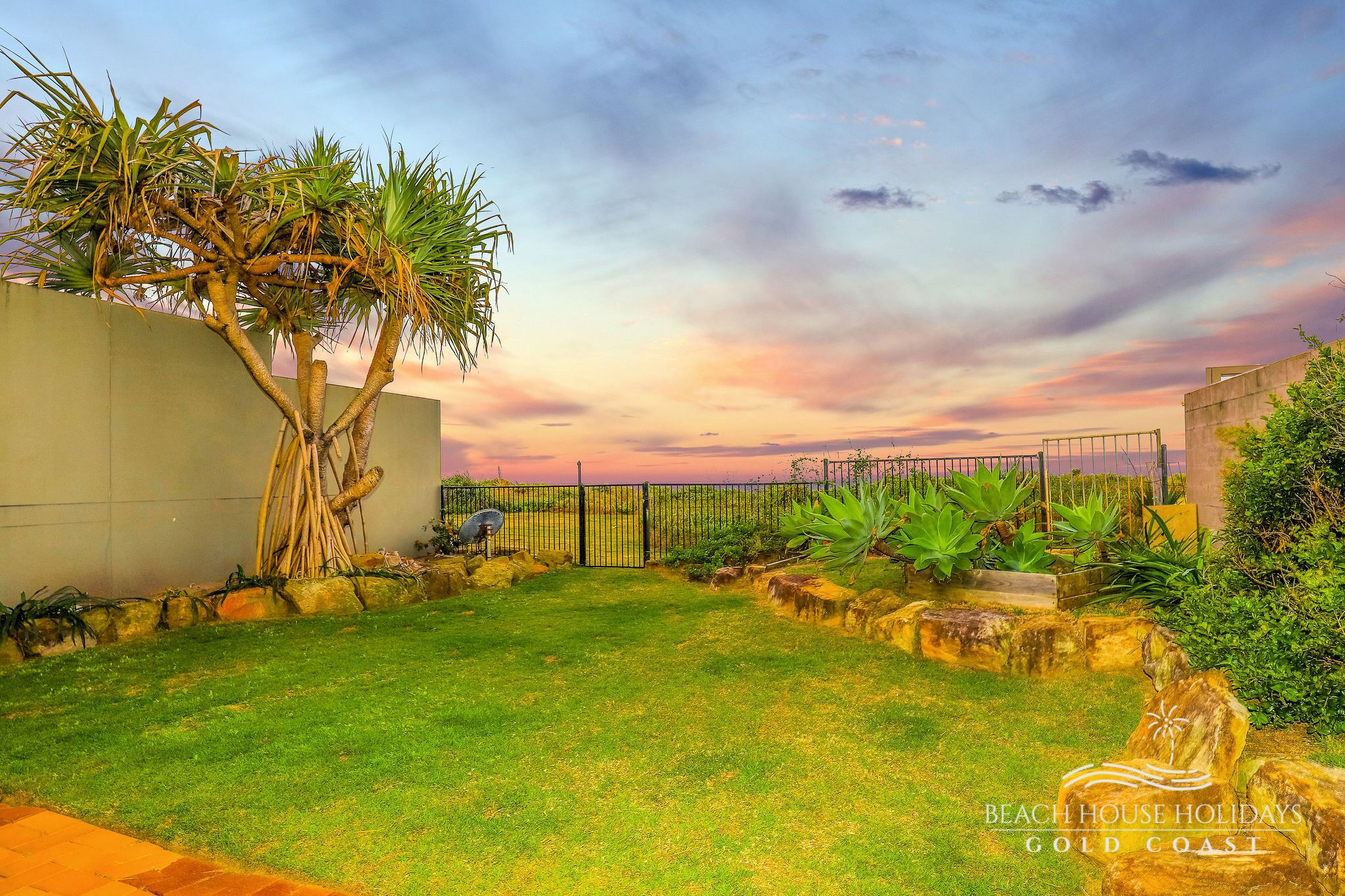 True Beach Front Family Holiday Home