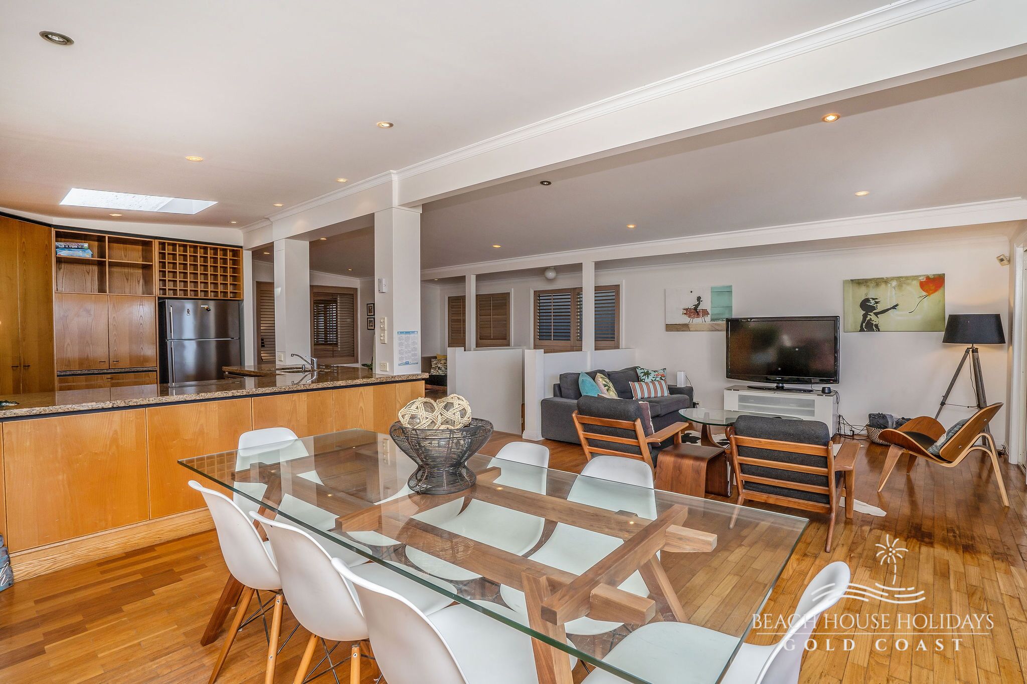 True Beach Front Family Holiday Home