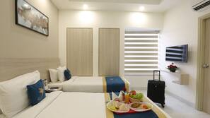 1 bedroom, premium bedding, minibar, desk
