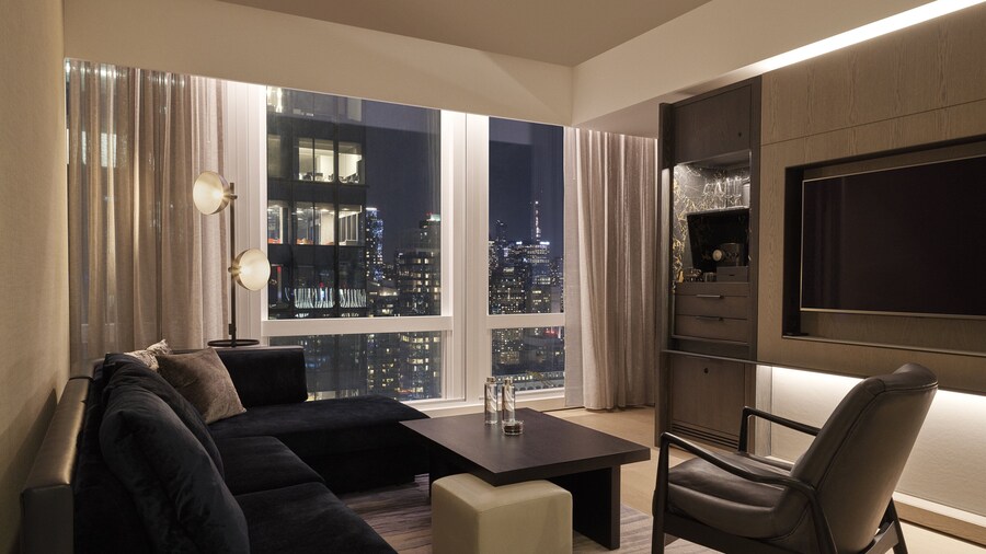 Equinox Hotel New York