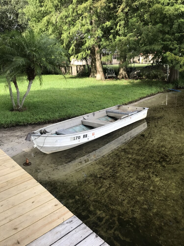 Sunrise to Sunset on private 900 sq ft dock with BBQ!                     