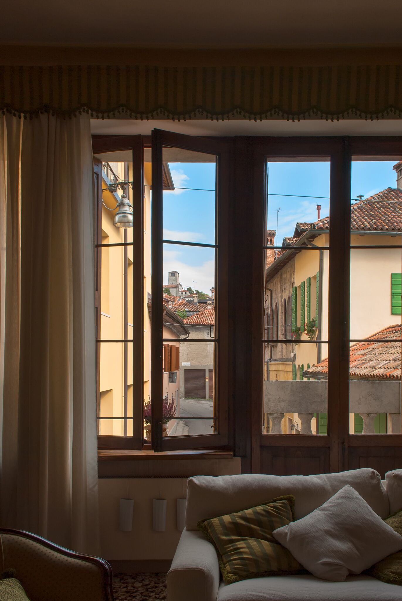 Archè house. Bright apartment in the historic center of the ancient city of Feltre in Feltre in Feltre, Italy