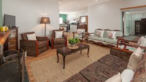 Desk, free WiFi, wheelchair access