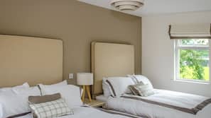 6 bedrooms, iron/ironing board, Internet, linens