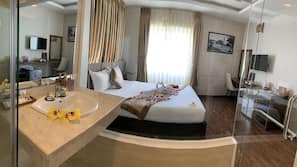 Minibar, desk, blackout drapes, free WiFi