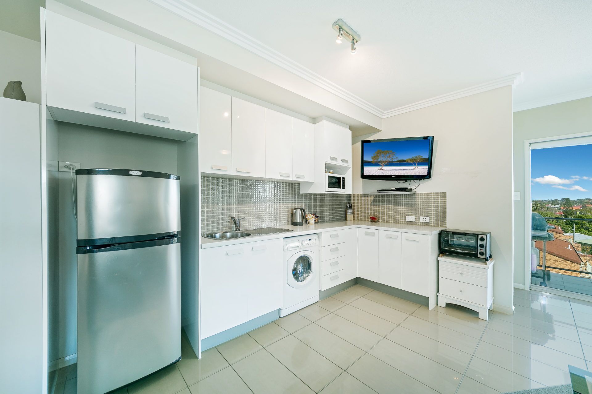 Suttons Beach Apartments - 10a - 1 Bed Studio - Arena
