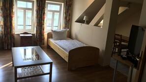 Verdunkelungsvorhänge, schallisolierte Zimmer, kostenloses WLAN