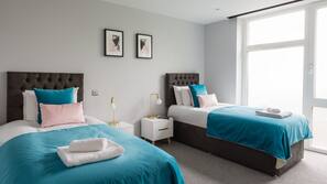 In-room safe, iron/ironing board, free WiFi, linens