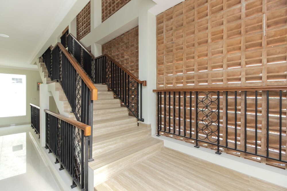 Photo - RedDoorz Premium near Ragunan Zoo 2