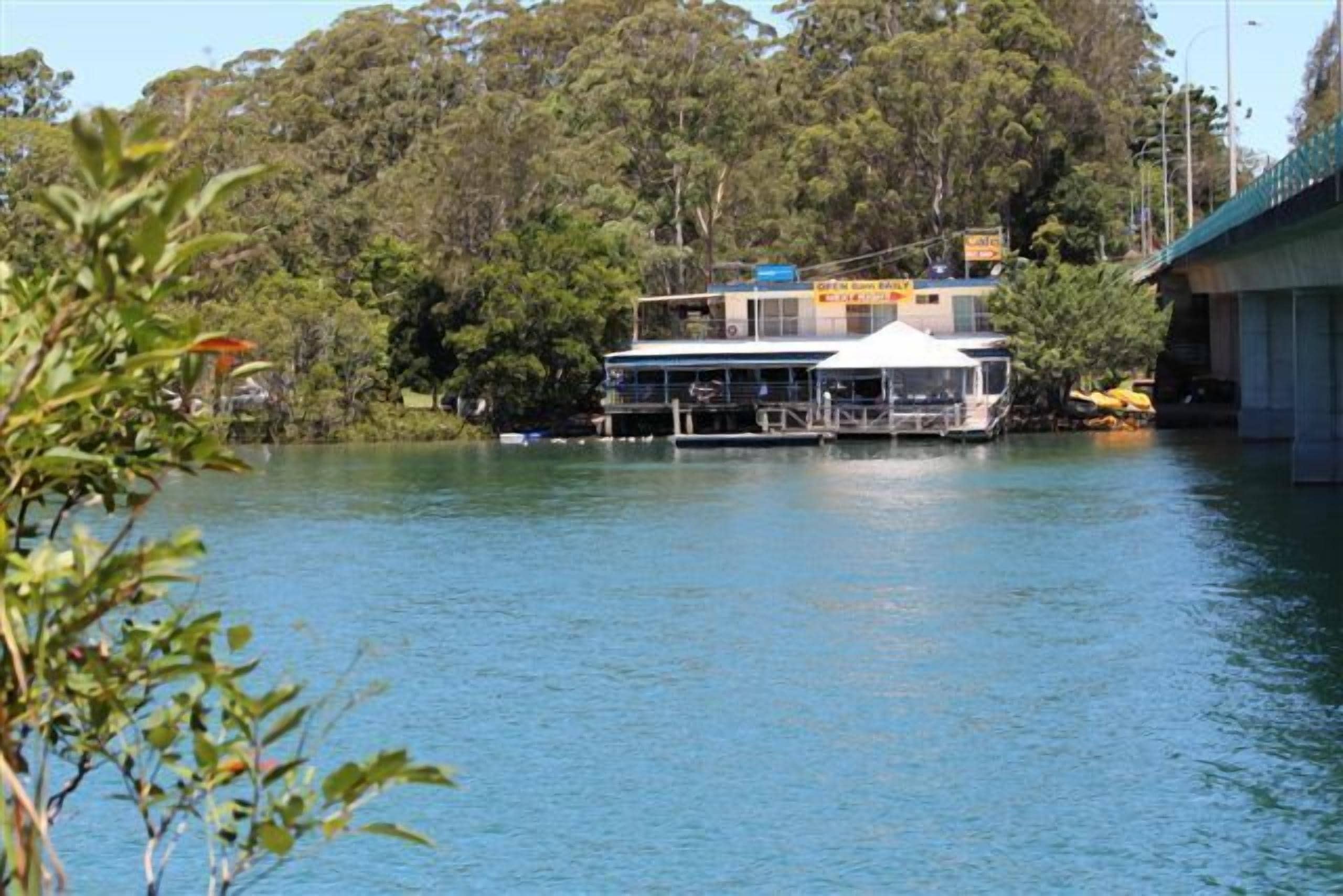 Riverside Holiday Resort  - Wheelchair  friendly