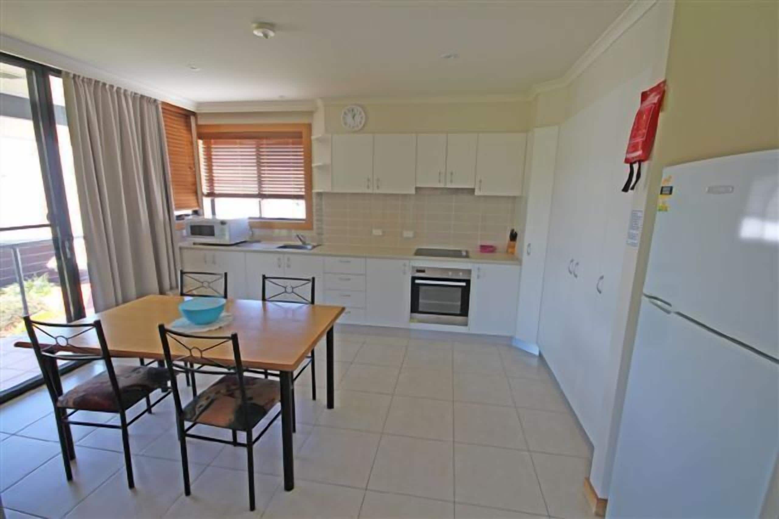 Riverside Holiday Resort  - Upstairs unit